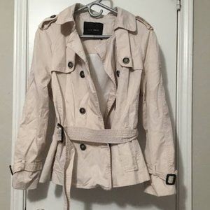 Beige Zara Trenchcoat